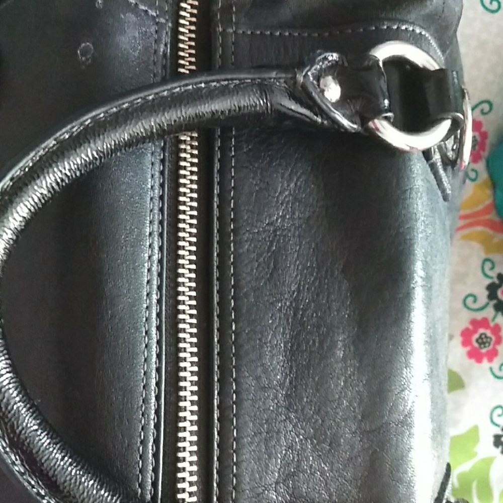 Coach - Picture 2 of 3